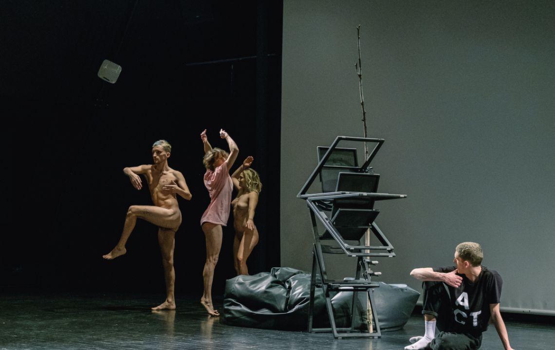 Moving the Mirror - Warschau 2016 © Photo Bartosz Górka